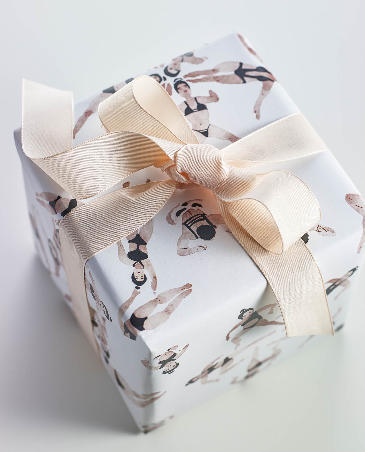 Gift wrap by Impression Originale | Flodeau.com